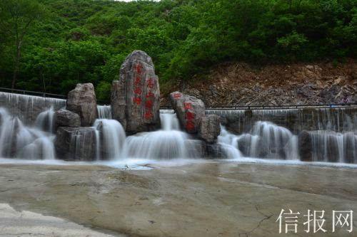 逃离昏暗的废弃城